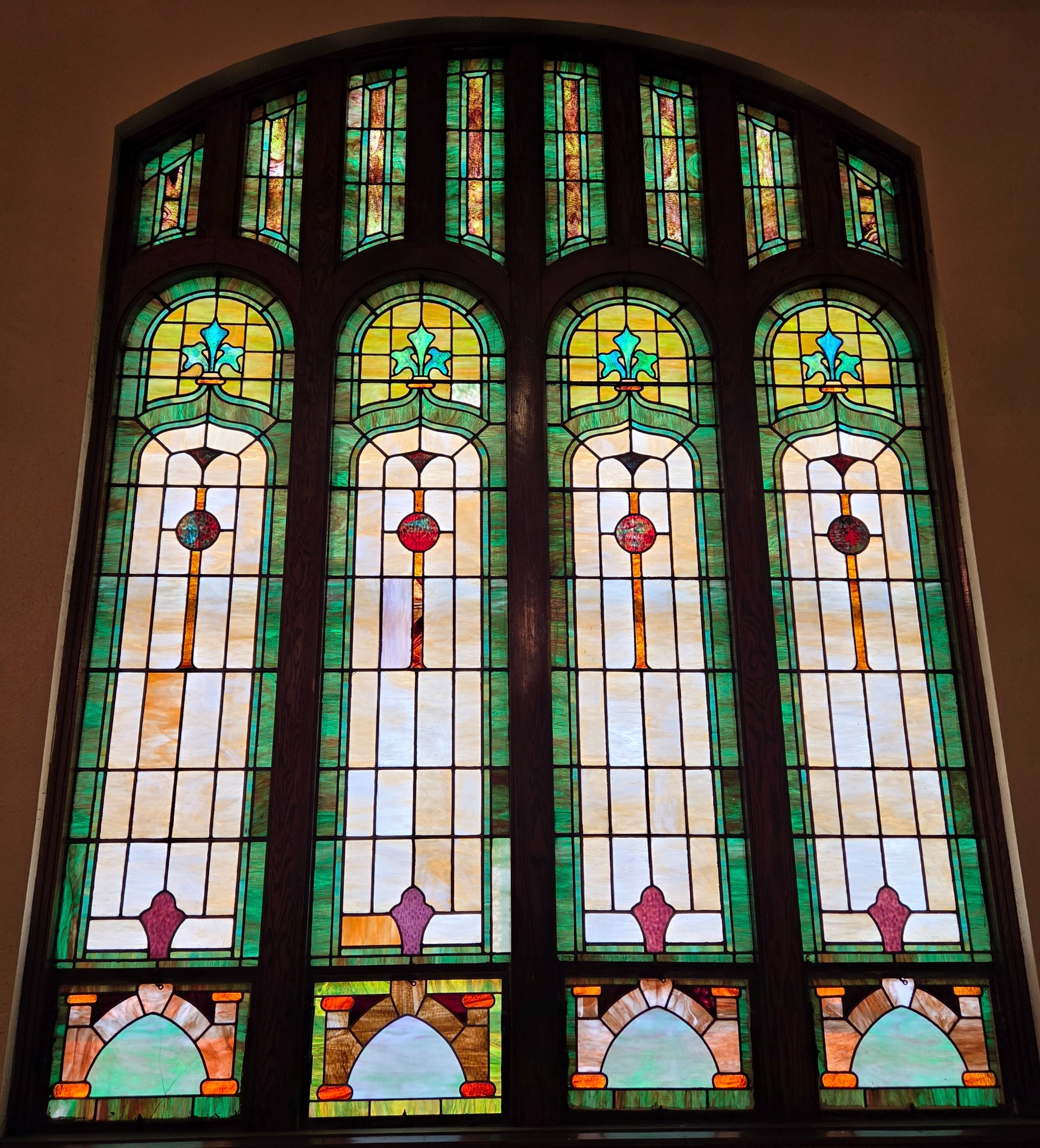 Stained glass windows at 404 South Arlington St in Akron, Ohio